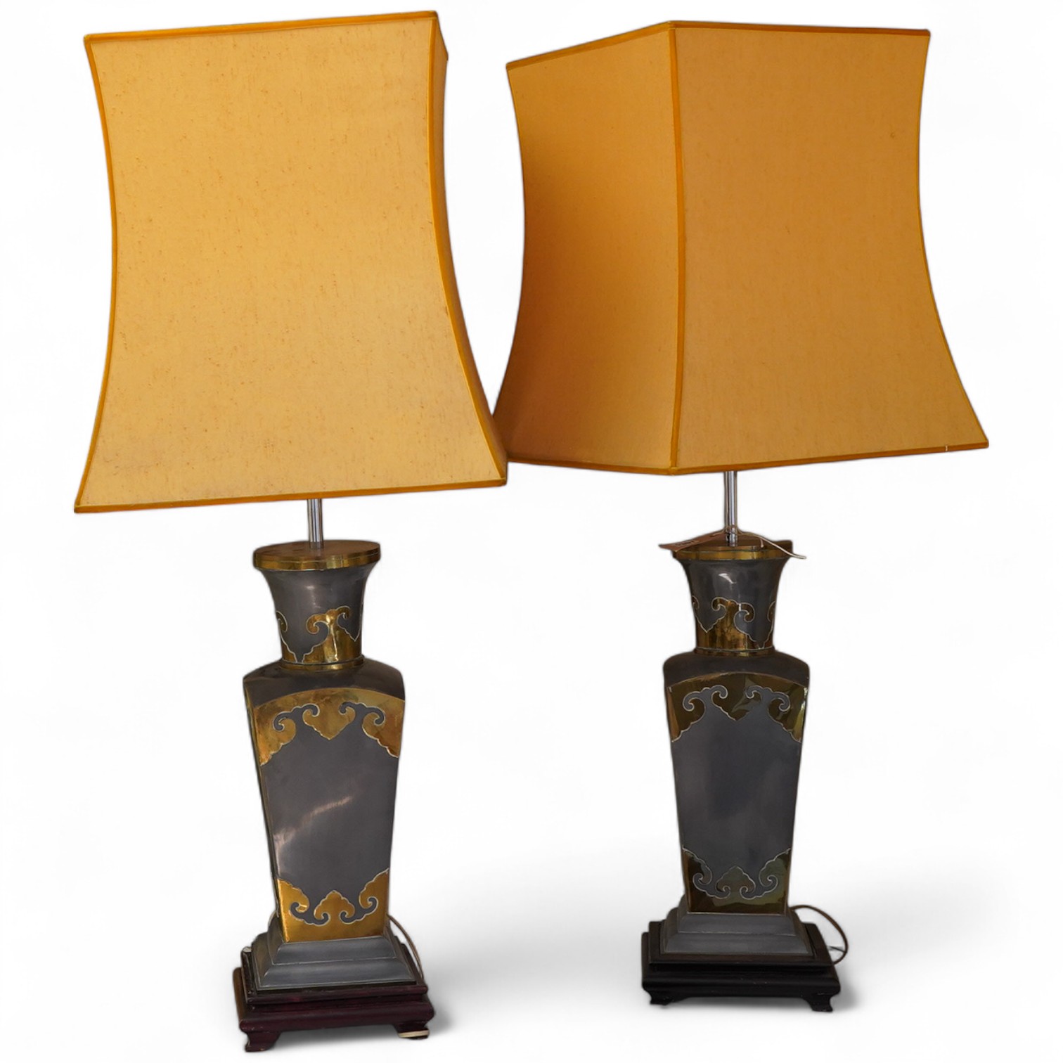 A pair of modern Chinese style grey and gilt finished table lamps with shades, 102cm high overall